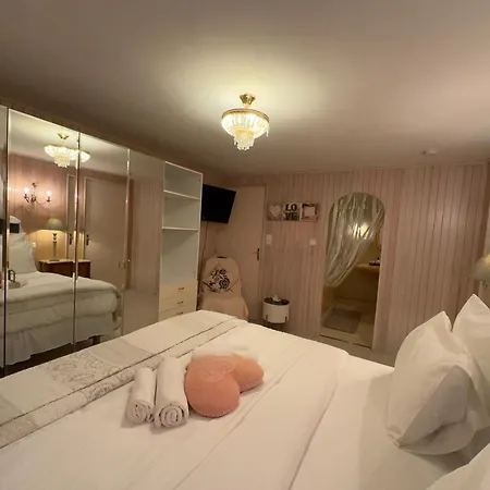 Affittacamere D'hôte Rose Avec Petit Déjeuner Sauna Et Jacuzzi En Option