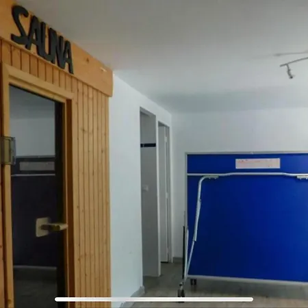 Affittacamere D'hôte Rose Avec Petit Déjeuner Sauna Et Jacuzzi En Option