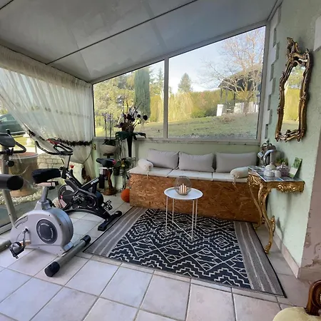 D'hôte Rose Avec Petit Déjeuner Sauna Et Jacuzzi En Option