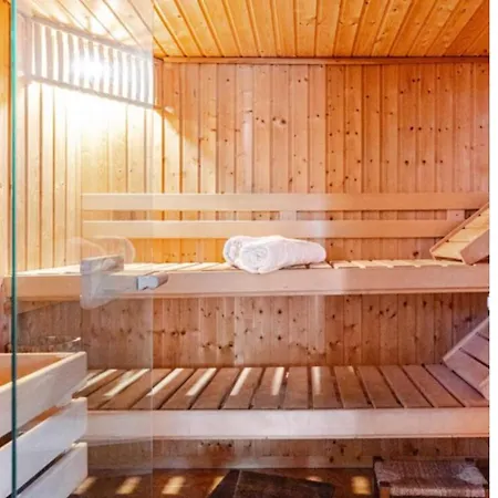 D'hote Rose Avec Petit Dejeuner Sauna Et Jacuzzi En Option